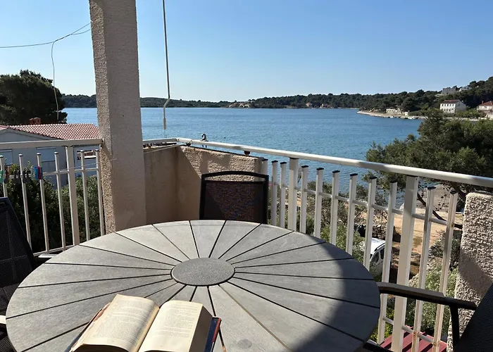 Gorgonia Apartments & Suites