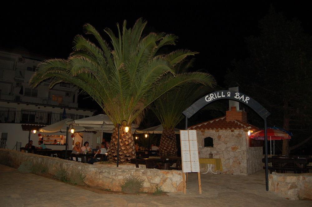 Gorgonia & Apartment